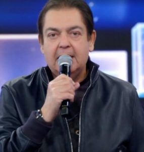 Globo-antecipa-saida-de-Faustao-e-altera-nome-do-‘Domingao-990x556