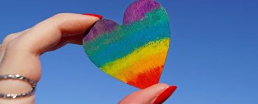 dia-internacional-do-orgulho-lgbtqia-imprensa Imagem Canva