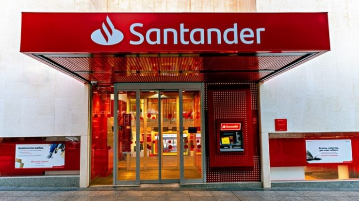 Banco Santander busca por analista de comunicação
