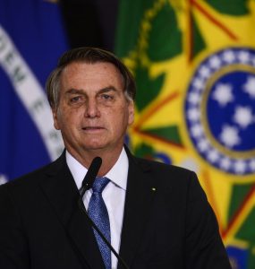 Bolsonaro já bloqueou mais de 60 jornalistas no Twitter