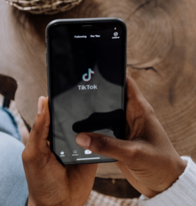 tiktok stories e reels - escola digitalista