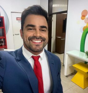 Jornalista deixa afiliada da Record e vai para a JP