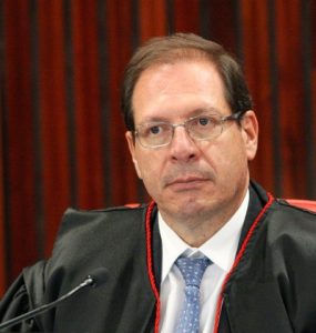 TSE impede monetização do Terça Livre e de outros canais bolsonaristas