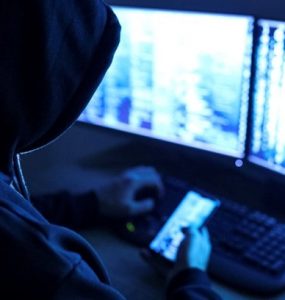 Jornalistas brasileiros foram vítimas de mais de 100 ataques online
