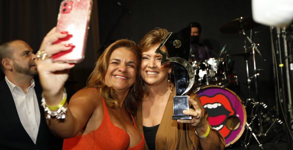 Vencedores agitam as redes com troféus do Oscar do Jornalismo