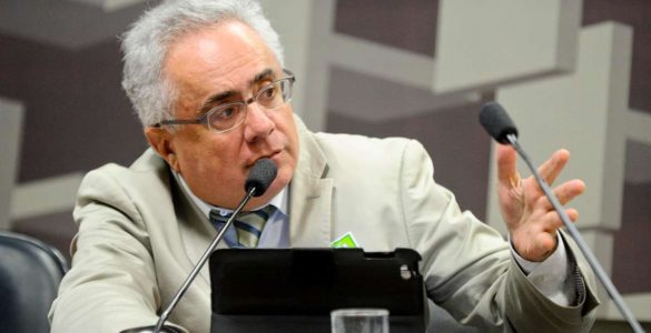 STF anula decisão contrária a Luis Nassif