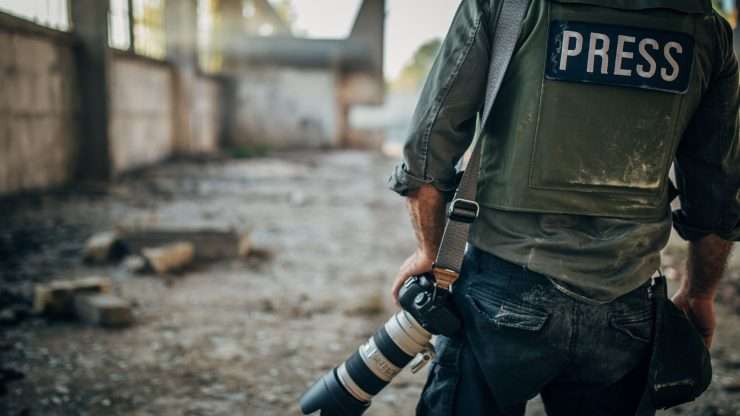 “Falhas estruturais” dificultam proteção a jornalistas no Brasil