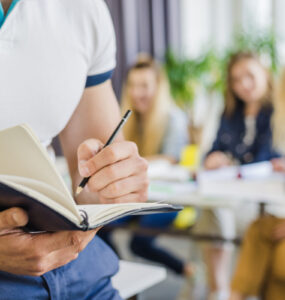 Pesquisa com pais de alunos aponta que novo Ensino Médio requer ajustes