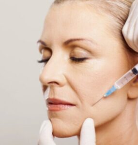 Botox se torna solução no tratamento de deformidades faciais