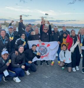 Remo do Corinthians vence o Campeonato Mundial na Alemanha
