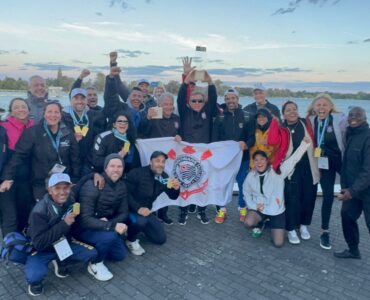 Remo do Corinthians vence o Campeonato Mundial na Alemanha