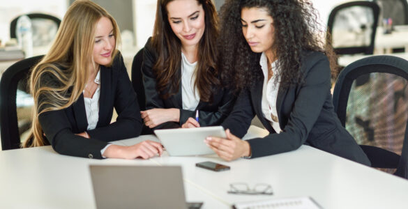 Advocacia brasileira é majoritariamente feminina, diz estudo