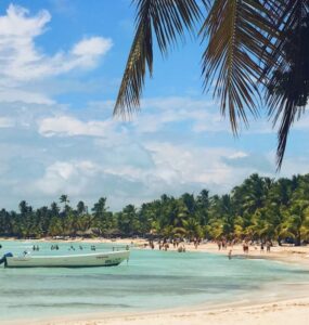 Bahia é destino preferido no turismo nacional, segundo IBGE