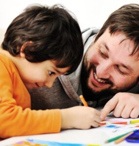 Autismo nível 1 é frequentemente confundido com timidez, alertam especialistas