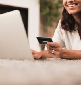 FortesPay lança cartão de benefícios para empresas em parceria com a Bee Vale
