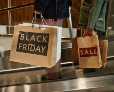 Consciência ao comprar ajuda no orçamento na Black Friday