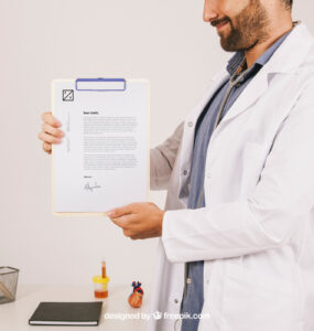 Seguro para médicos traz proteção contra processos e danos