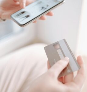 Live commerce desponta como tendência na Black Friday