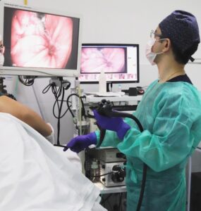 Médico explica uso do balão intragástrico para emagrecer