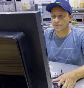 Tecnologia ajuda restaurantes com falta de mão de obra