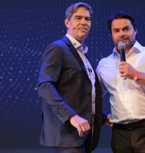 Aggrega realiza evento com Ricardo Amorim no Teatro Porto
