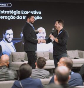 Executivos debatem sobre papel dos dados e IA nas empresas
