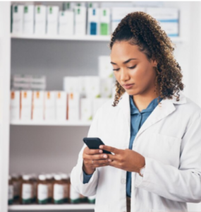 Manpower em parceria com RD abrem vagas de farmacêutico(a)