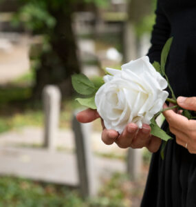 Plano funerário pode integrar planejamento financeiro