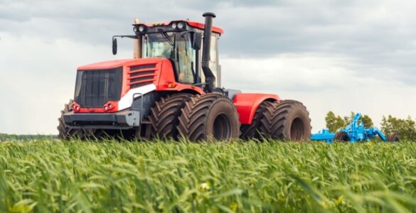 Comprar trator agrícola pela internet já é uma realidade