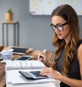 Planejamento financeiro eficiente fortalece sustentabilidade de agências em 2025