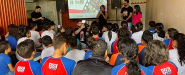 Mostra do projeto CineOLHAR 2024 destaca criatividade de jovens em Uberlândia-MG