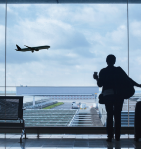 American Tourister apresenta novos portfólios com Shield Pro