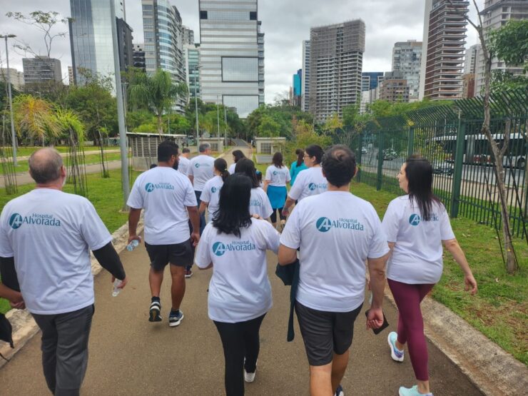 Hospital de SP promove caminhada pelo combate ao câncer