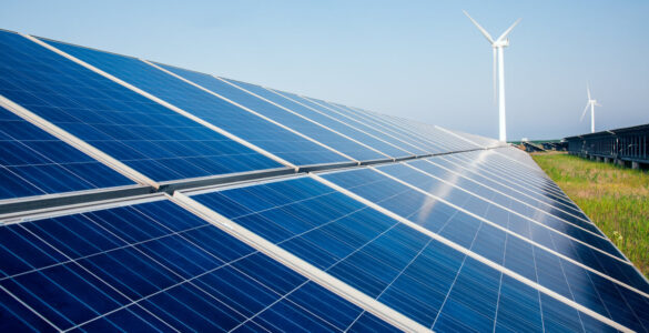 Mercado de energia limpa amplia oportunidades profissionais