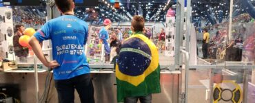 Robótica: Custom Logic apoia projeto de ensino para jovens