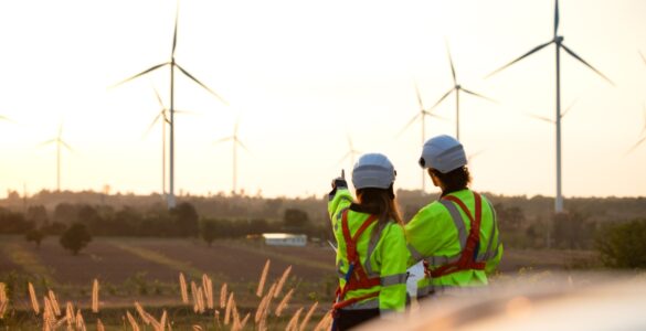 Brasil: 44% das empresas pretendem contratar em 2025