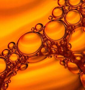 Ybera Paris destaca a ação da mirra em cosméticos