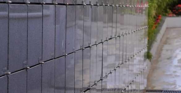 Lóculos perpétuos guardam cinzas de entes queridos