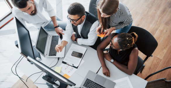 País tem quase 39 milhões de profissionais na informalidade