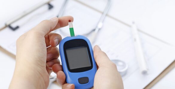 Diabetes afeta saúde bucal de milhões de brasileiros