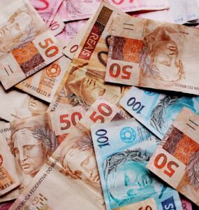 Volume de saques no Banco24Horas compacto aumenta 76%