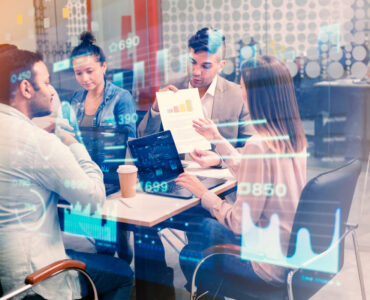 Uso da tecnologia deve moldar a gestão de trabalho em 2025