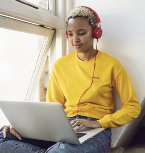 Especialista orienta jovens a construir carreira de sucesso
