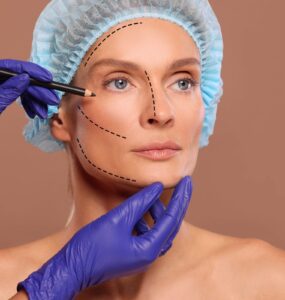 Rejuvenescimento facial deve buscar naturalidade, diz médico