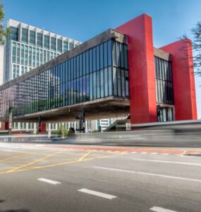 Studios em São Paulo viram aposta de brasileiros que vivem no exterior