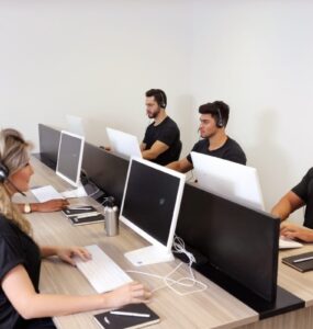 Atendimento por 0800 pode trazer credibilidade para empresas