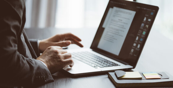 LinkedIn é o meio mais utilizado na busca por uma nova vaga