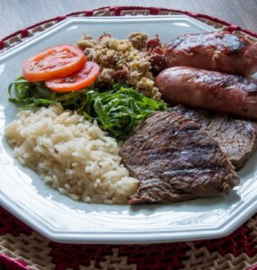 Comida na mesa pode ficar mais barata, mas o prato feito continua tributado