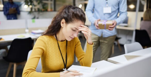 Estagnação na carreira: especialista explica como superar