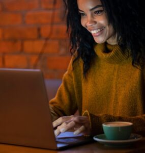 Brasileiro cria 'Netflix' do imigrante para quem vai aos EUA